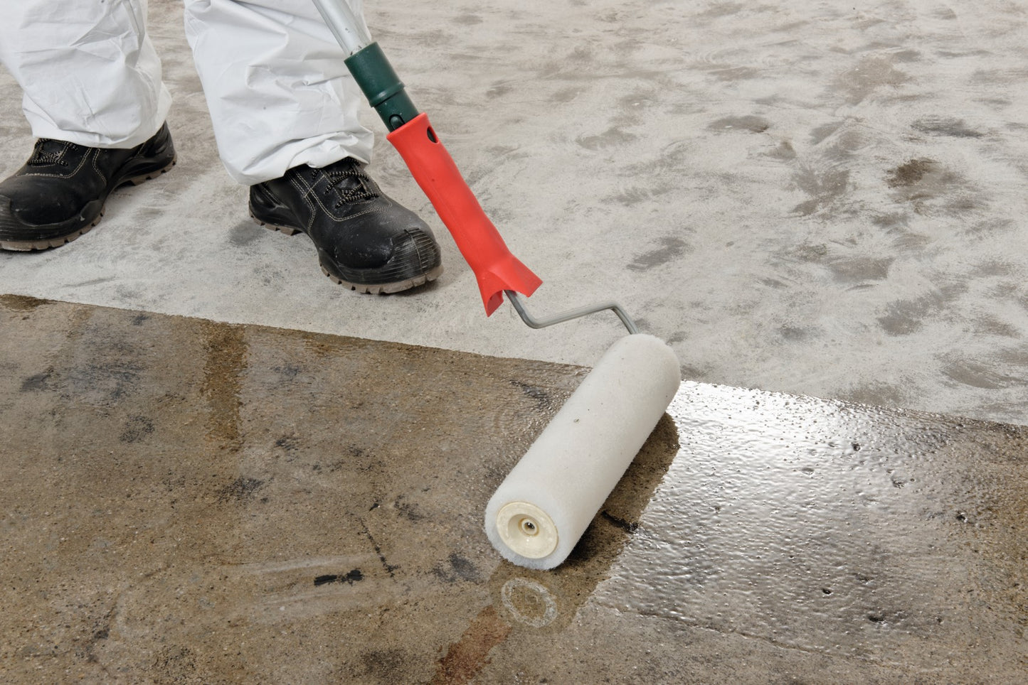 MC-DUR 2095 G - Sigilant satin-lucios pe baza de rasina poliuretanica cu continut de apa